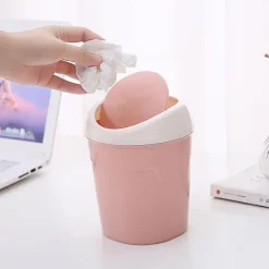 Online 3 Mini Plast Sopkorgar, Liten Skrivbordspapperskorg med Snurrande Lock, för Hem, Kontor, Kök, Toalettbord, Sovrum, Badrum (Blå+Grön+Rosa)