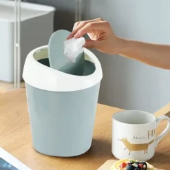 Sale 2 små papperskorgar Mini skrivbordspapperskorg (blå, rosa)