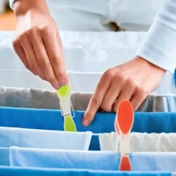 Discount 90 st Klädtorkklämmor, Starka Klädnypor, Vindtåliga Klädnypor, Extra Stora, Halksäkra, Ergonomiska, Mjuka Gummigrepp, 4 Färger | Fyndiq Blue, Orange, Green, Red