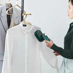 unbranded Bärbart sladdlöst 2-i-1 mini-resejärn för lätta tyger med justerbart handtag [JSR]