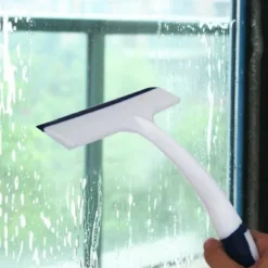 Hot 22cm Universal Bilruta Vindruta T-formad Vattenavvisare Rengöringsverktyg