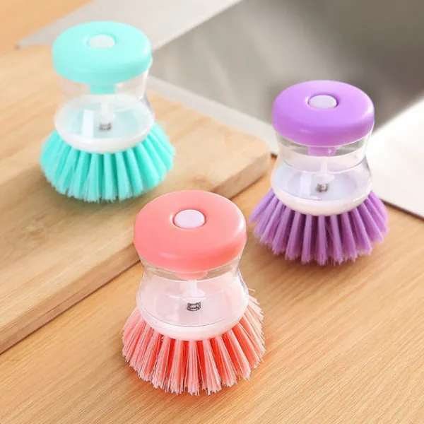 Sale En uppsättning med tre kraftfulla rengöringsborstar med korta borst: praktiska köksredskap