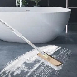 Clearance Golvtvättborste i silikon med långt handtag, 2 i 1 skrapa och borste, badkar och kakelborste för rengöring av badrum, uteplats, kök, vägg (gul)