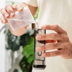 Best InnovaGoods 2-i-1 Vertical Steam Travel Iron Vaoron