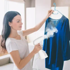 Outlet Klädångare, 1500W Handhållen Klädångare - 15s Snabb Uppvärmning, 300ml Avtagbar Tank, Kompakt & Portabel för Resor, Hem, Kontor White