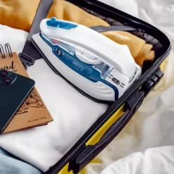 Sale Camry Kompakt resestrykjärn med ångfunktion och fällbart handtag