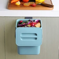 Outlet BEBETTER Komposthink för kök, hängande liten soptunna med förseglat lock, 5 liter, monterbar komposthink för kök/badrum/husbil (Blå)