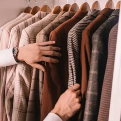 Online LAURASTAR IZZI Dampfstrykare & Luftrena 2-i-1, DMS, 2000W, Eliminerar 99,999% Bakterier, Vägglöss, Anti-Dammsköldar Grå