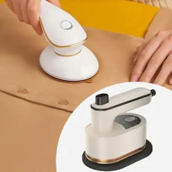 Clearance Liten Ångstrykjärn Handhållen Elektrisk Strykjärn Roterande Hopfällbar Hem Strykmaskin Professionell för Skjorta US Adapter