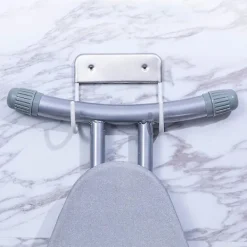 Metallväggmonterad strykbrädehållare, strykbrädehängare väggmontering