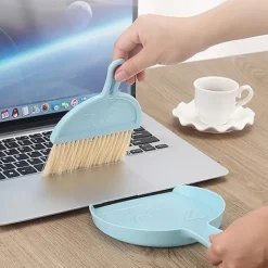 Discount Mini Hand Sop och Skyffel Set, Skyffel och Kvast Set Desktop Sopkvast, Skyffel Kvast Nesting Tiny Rengöringskvast för Skrivbord, Tangentbord, Katt, Hund | Fyndiq