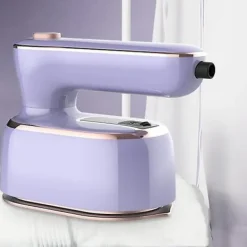 Sale Mini Handhållen Ångstrykjärn med Roterbart Handtag Torr Våt Användning Lätt Bärbar Klädångare Strykmaskin (FMY) lila purple EU Plug
