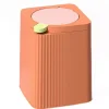New Mini soptunna för skrivbord med lock, luktbeständig papperskorg med popup-lock för vardagsrumsskrivbord (Orange, Liten)