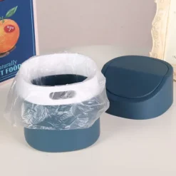 Outlet Modern Mini soptunna i plast med lock för badrum, skrivbord, bordsskiva