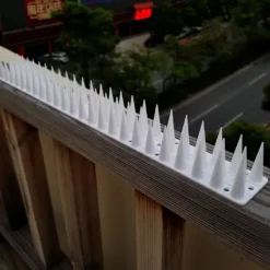 New 2-pack fågelspikar i plast, duva, ekorre, tvättbjörn, katt. Enkel installation