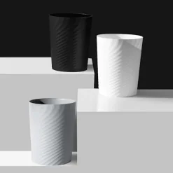 Outlet Plast liten papperskorg, sopkorg för badrum, tvättstuga, kök, kontor, barnrum, sovsalar, (svart, 1,8 gallon)