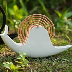 Clearance DAO Snigel Myggspiralhållare Järn Metall Brandsäker Rökelsebrännare Fäste, Myggspiralhållare Spiralställ för Hemmakontorsinredning (Vit) db