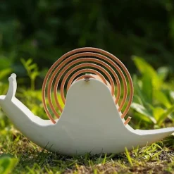 Clearance DAO Snigel Myggspiralhållare Järn Metall Brandsäker Rökelsebrännare Fäste, Myggspiralhållare Spiralställ för Hemmakontorsinredning (Vit) db