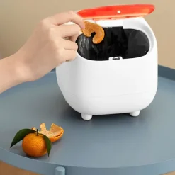 Best Söt Mini Ninja Skrivbordspapperskorg Dubbel Tryck Papperskorg med Lock Passar för Multi-Scene Papperskorg (Vit)