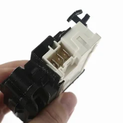 New Universell tvättmaskins dörrlås reservdel 0024000128A/0024000128D - Kompatibel med stora apparatmärken