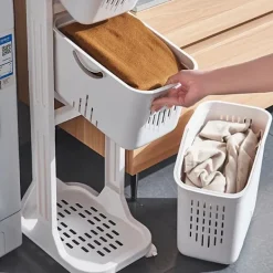 Clearance Vagn på hjul med 2 tvättkorgar