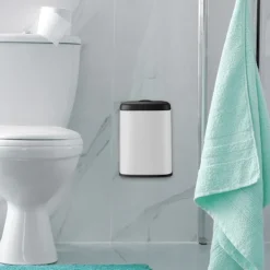 Online Northix Väggmonterad avfallsbehållare, 5L, avtagbart lock