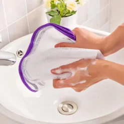 Clearance Värmebeständigt strykskydd - 2 st, för säker ångstrykning, skyddar kläder och strykbräda, slumpmässiga färger