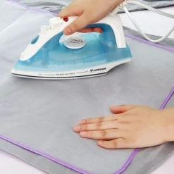 Clearance Värmebeständigt strykskydd - 2 st, för säker ångstrykning, skyddar kläder och strykbräda, slumpmässiga färger